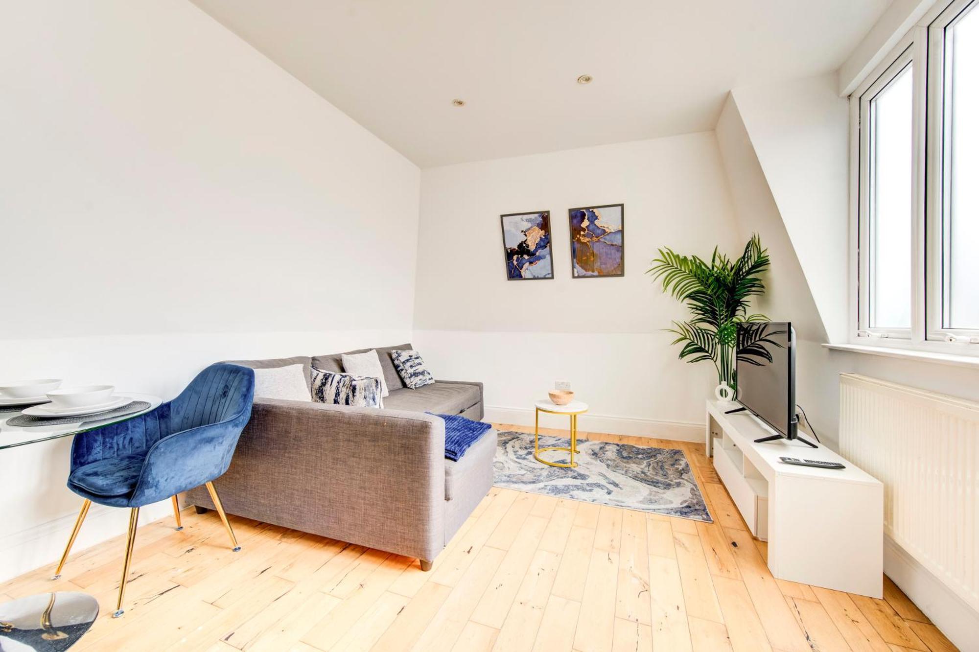 Spacious 1 Bed Apartment Near Central London - 5 Per Cent Off Weekly Bookings ! Exterior photo